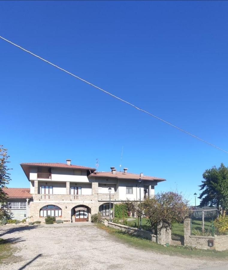 Az. Agr. Cascina Castellera Villa Serravalle delle Langhe Exterior photo
